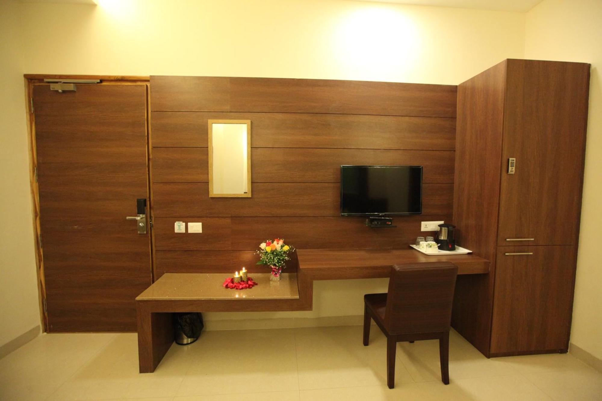 Hotel Golden Fern Patiāla المظهر الخارجي الصورة